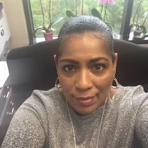 Meet your Posher, Sharell